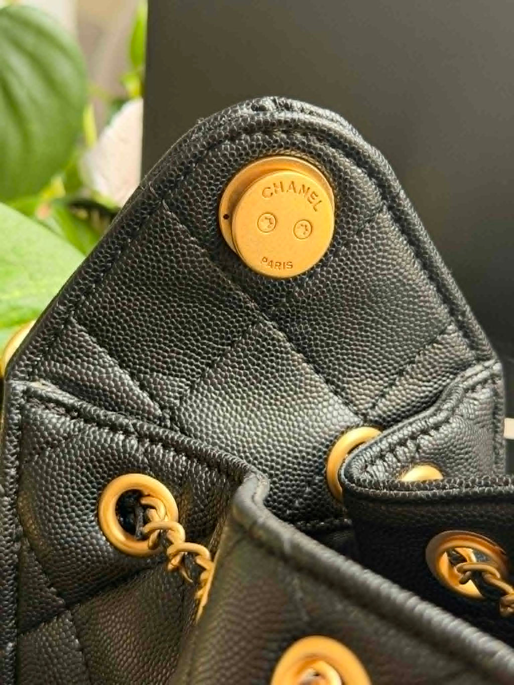 Coco Hobo in Pebbled Black
