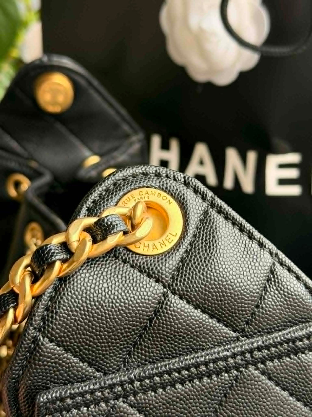 Coco Hobo in Pebbled Black