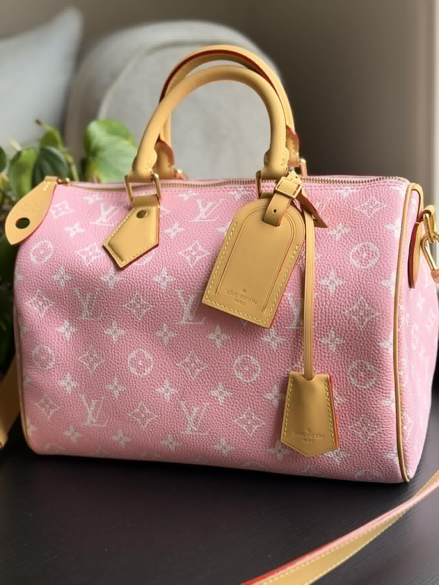 Candy Pink Louisa 30